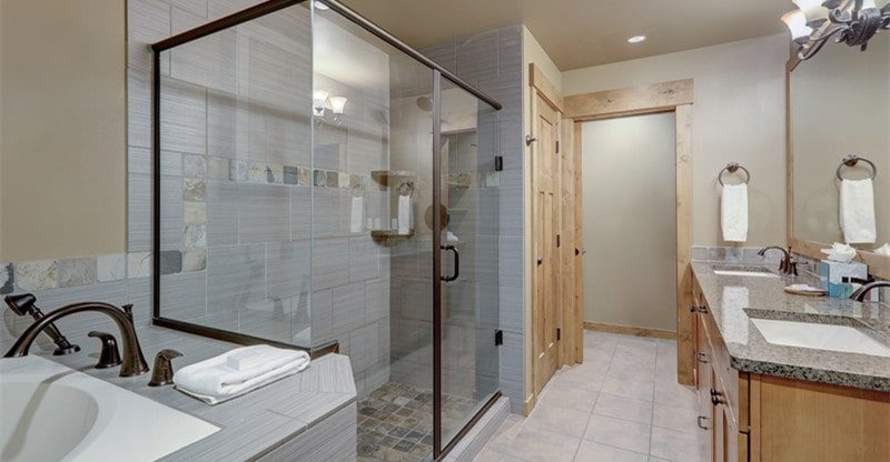 Small Rest room, Large Affect: House-Saving Options for Seattle Properties